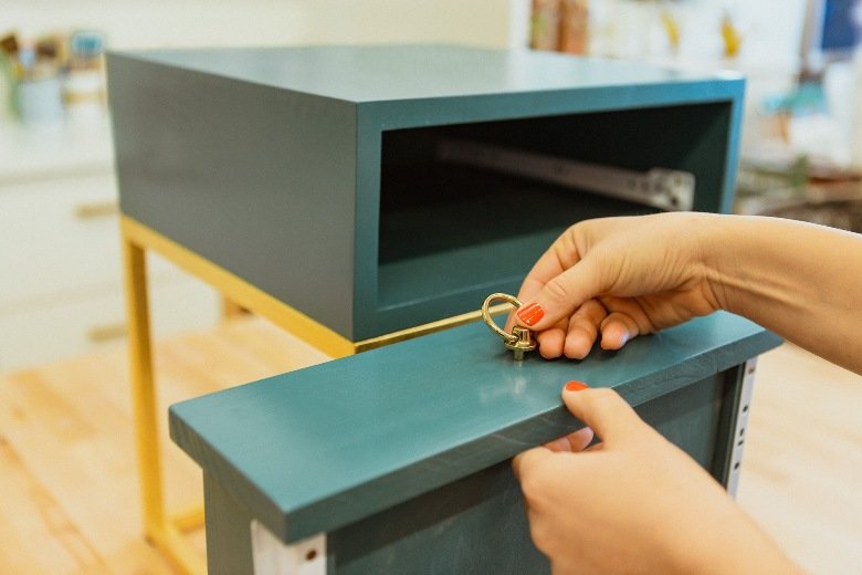 Cómo hacer unas mesitas de noche elegantes y modernas