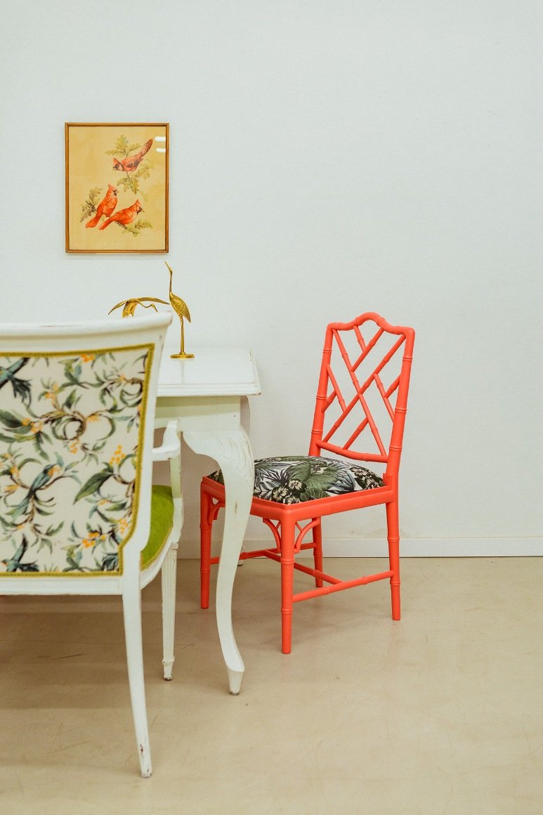 Cómo pintar un mueble paso a paso: sillas estilo chinoiserie