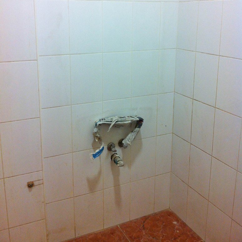 Cómo rehabilitamos el baño del local de Antic&Chic