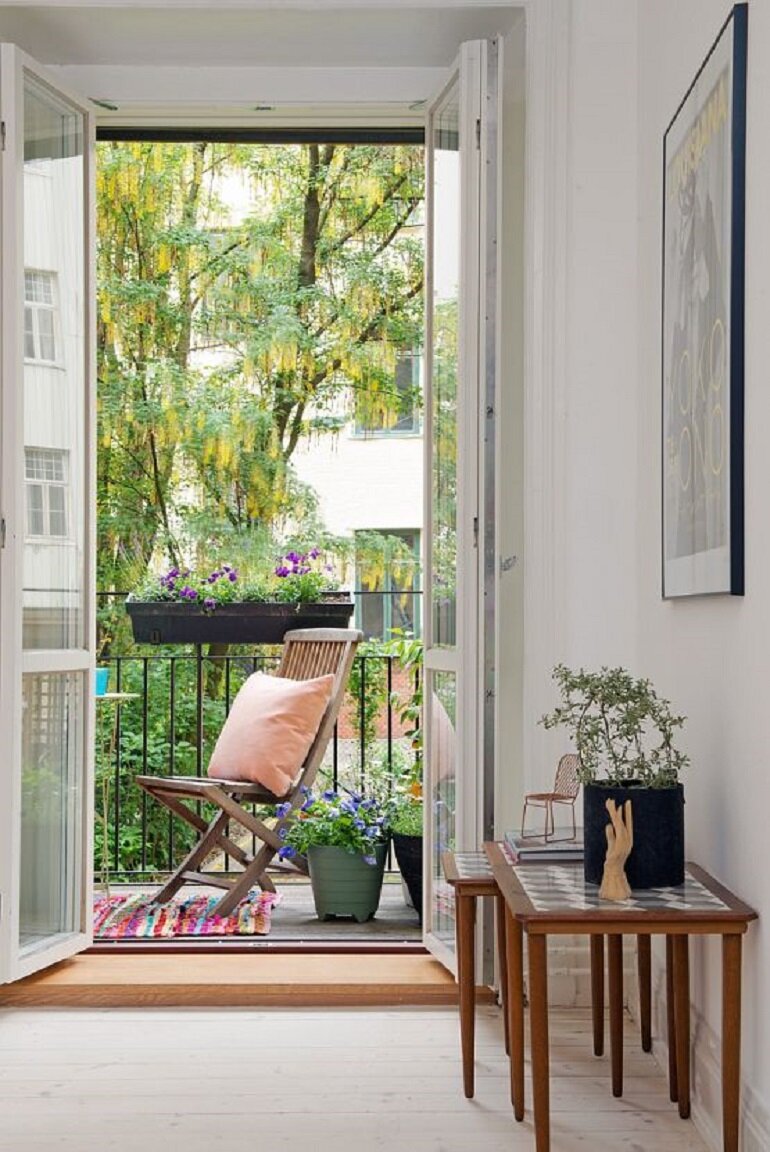 Cómo decorar pequeños balcones o terrazas