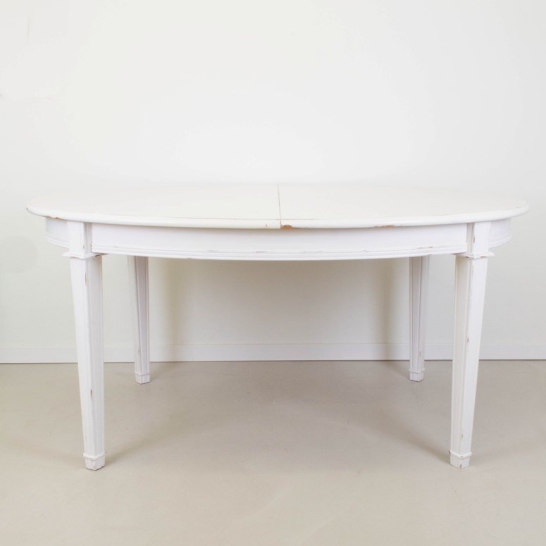 Transformar los muebles de comedor en blanco decapé