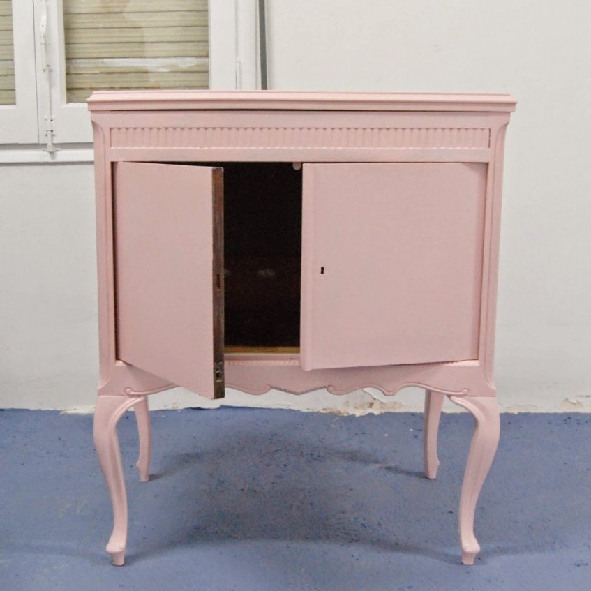 Cómo darle un nuevo look a un mueble tocadiscos