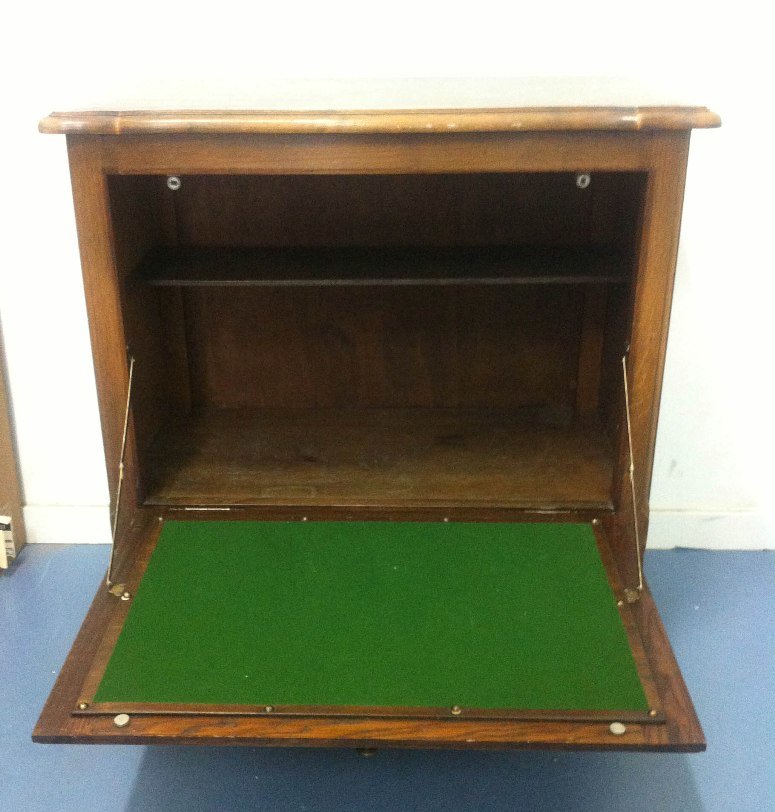 Cómo transformar un antiguo licorero en un precioso mueble auxiliar