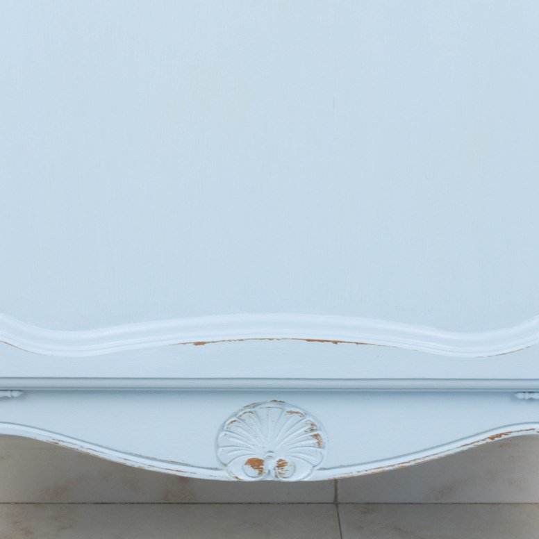 Cómo transformar un antiguo licorero en un precioso mueble auxiliar