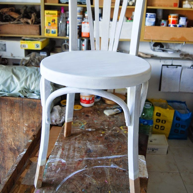 Cómo reparar y cambiar el aspecto de una silla con la técnica del deep-dye