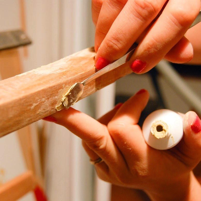 Cómo reparar y cambiar el aspecto de una silla con la técnica del deep-dye