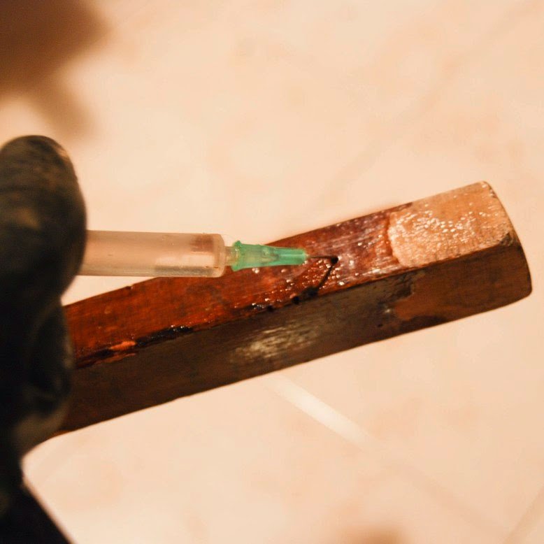 Cómo reparar y cambiar el aspecto de una silla con la técnica del deep-dye