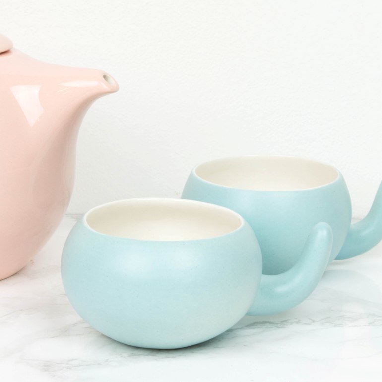 Un taller de cerámica lleno de frescura y cosas bonitas