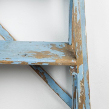 Escalera francesa de pintor azul
