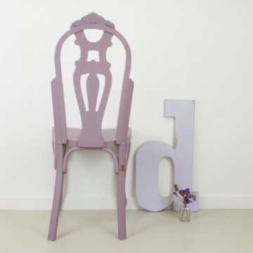 Silla Lucrecia violeta