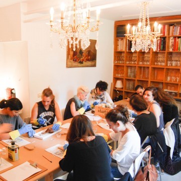 Madrid: Introducción a la transformación y reciclaje de muebles