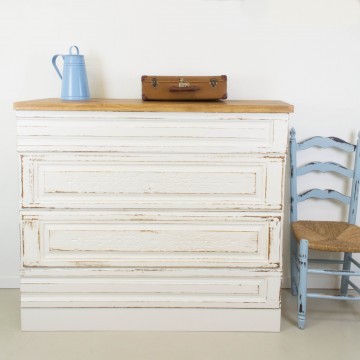 Mostrador a medida a partir de contraventanas