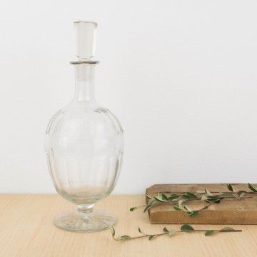 Antigua botella de licor 