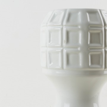 Jarrón blanco alemán