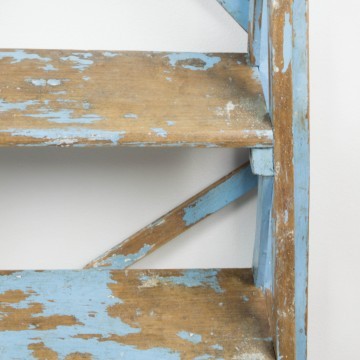 Escalera francesa de pintor azul