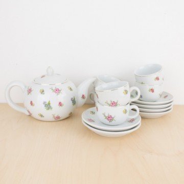 Juego de te con flores vintage