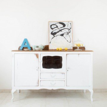 Aparador María en blanco decapé