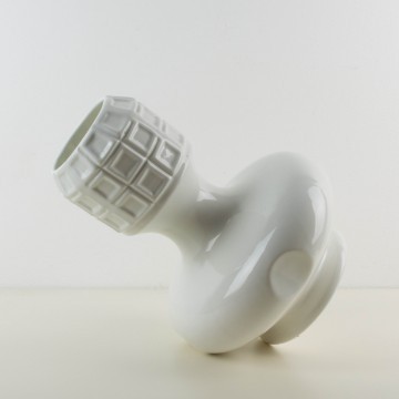 Jarrón blanco alemán