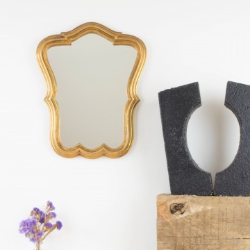 Pequeña cornucopia de escayola