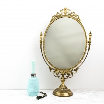 Espejo para tocador dorado