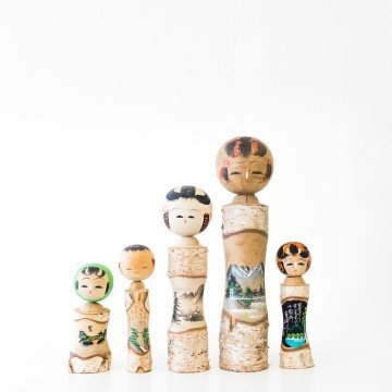 Colección de kokeshis vintage, tronco