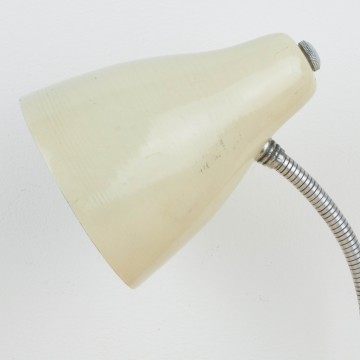 Pequeña lámpara flexo blanco roto