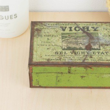 Caja de sales de Vichy de principios del s. XX