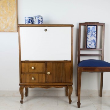 Mueble licorero Cesca
