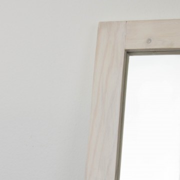 Espejo artesanal con pátina blanca