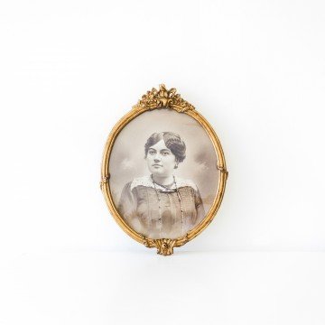 Retrato francés ovalado