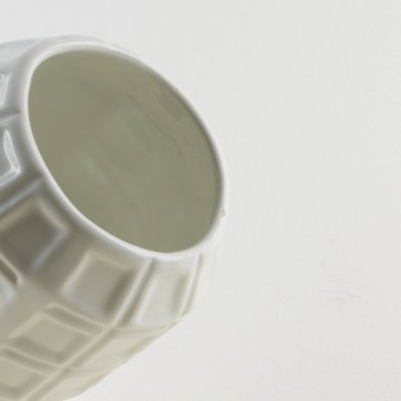 Jarrón blanco alemán